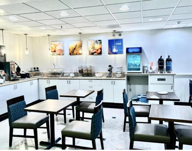 Hotel Comfort Westchase Energy Corridor 3*