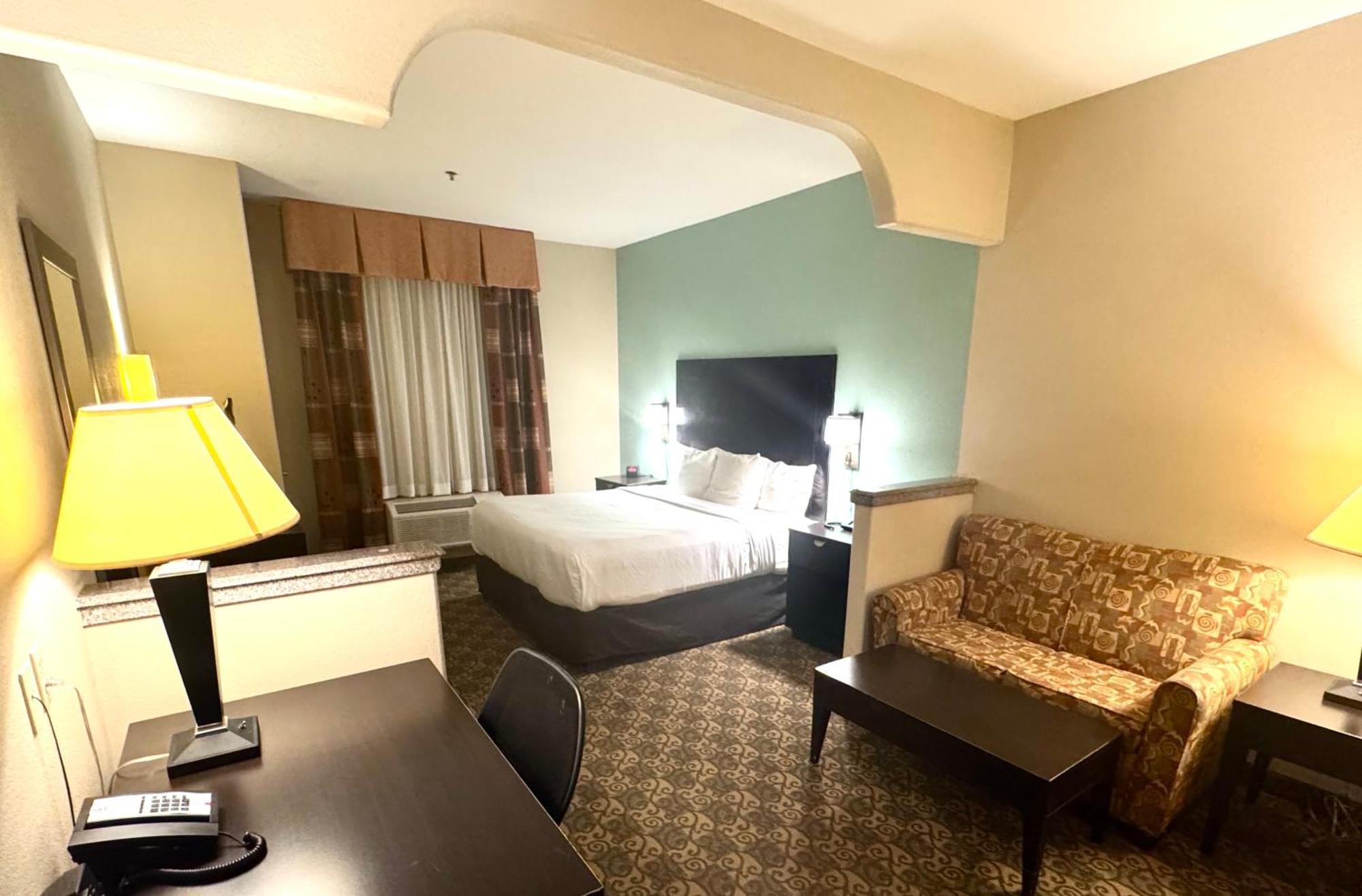 Comfort Westchase Energy Corridor Hotel