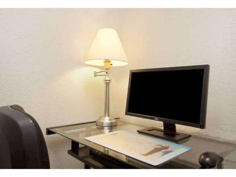 Hotel Comfort Westchase Energy Corridor